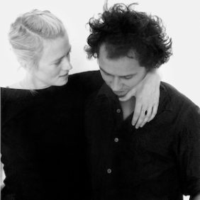 ABSTRACTIE MET EEN MENSELIJKE LAAG